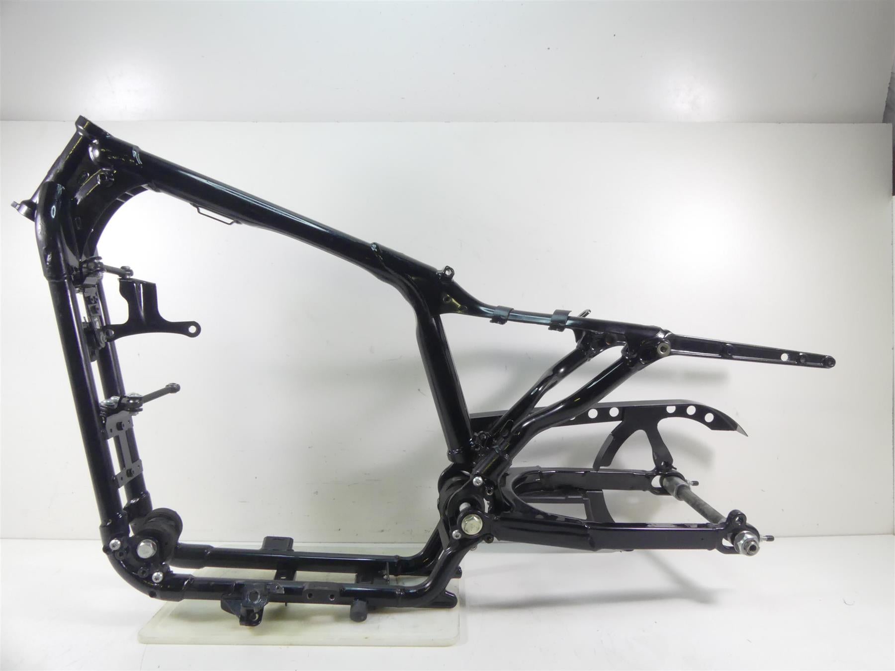2019 Harley XL883 N Sportster Iron Straight Frame Chassis & Swingarm With Texas Salvage Title - 47000031 {{ shop.shopifyCountryName }} - Mototech271