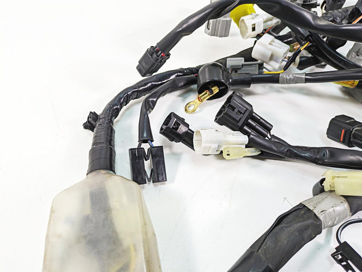 2022 Suzuki GSXR 750 Main Wiring Harness Loom -Read 36610-14JC2 {{ shop.shopifyCountryName }} - Mototech271