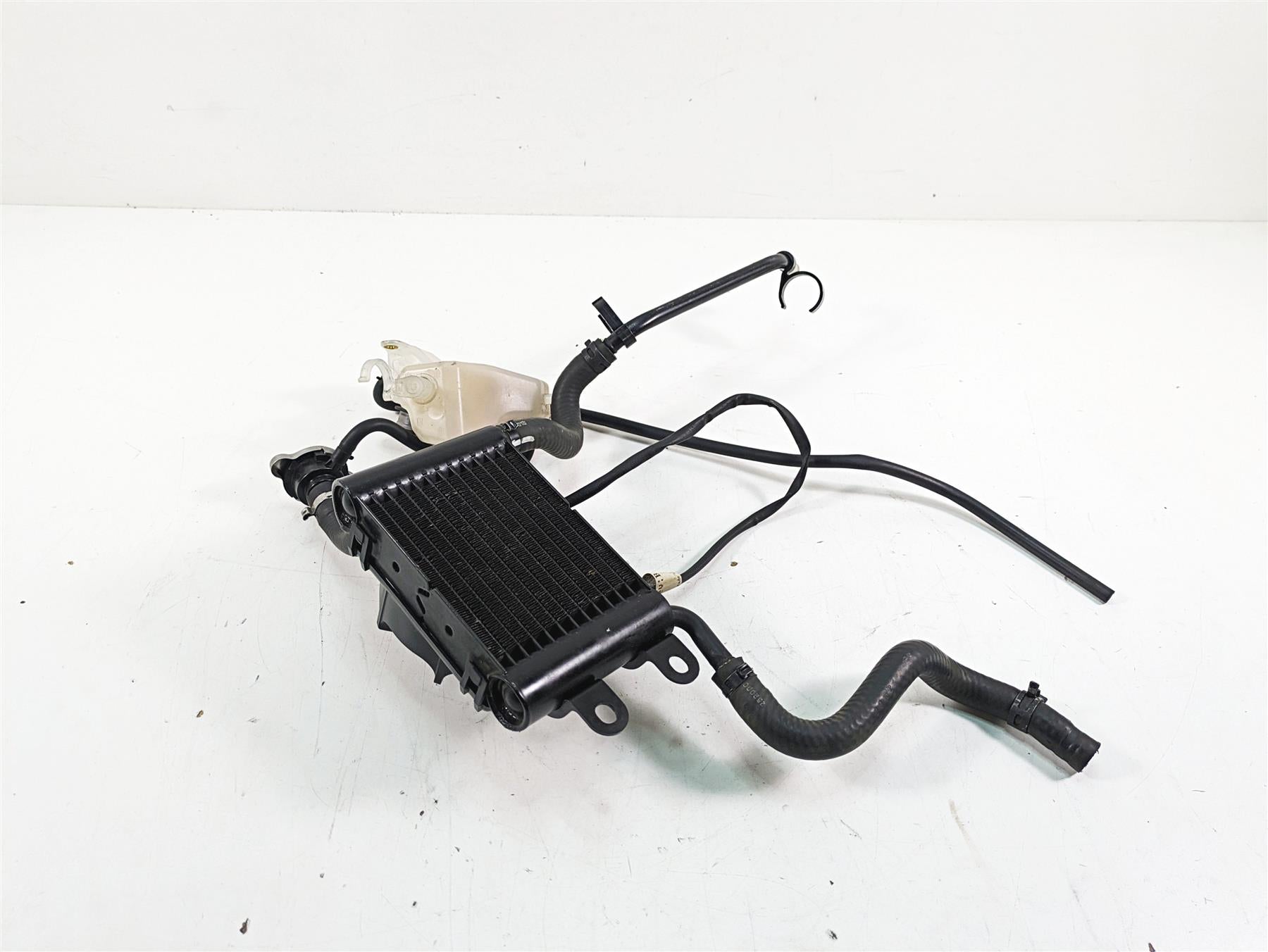 2014 Harley Touring FLHTK Electra Glide Right Radiator Fan Set 26800005 {{ shop.shopifyCountryName }} - Mototech271