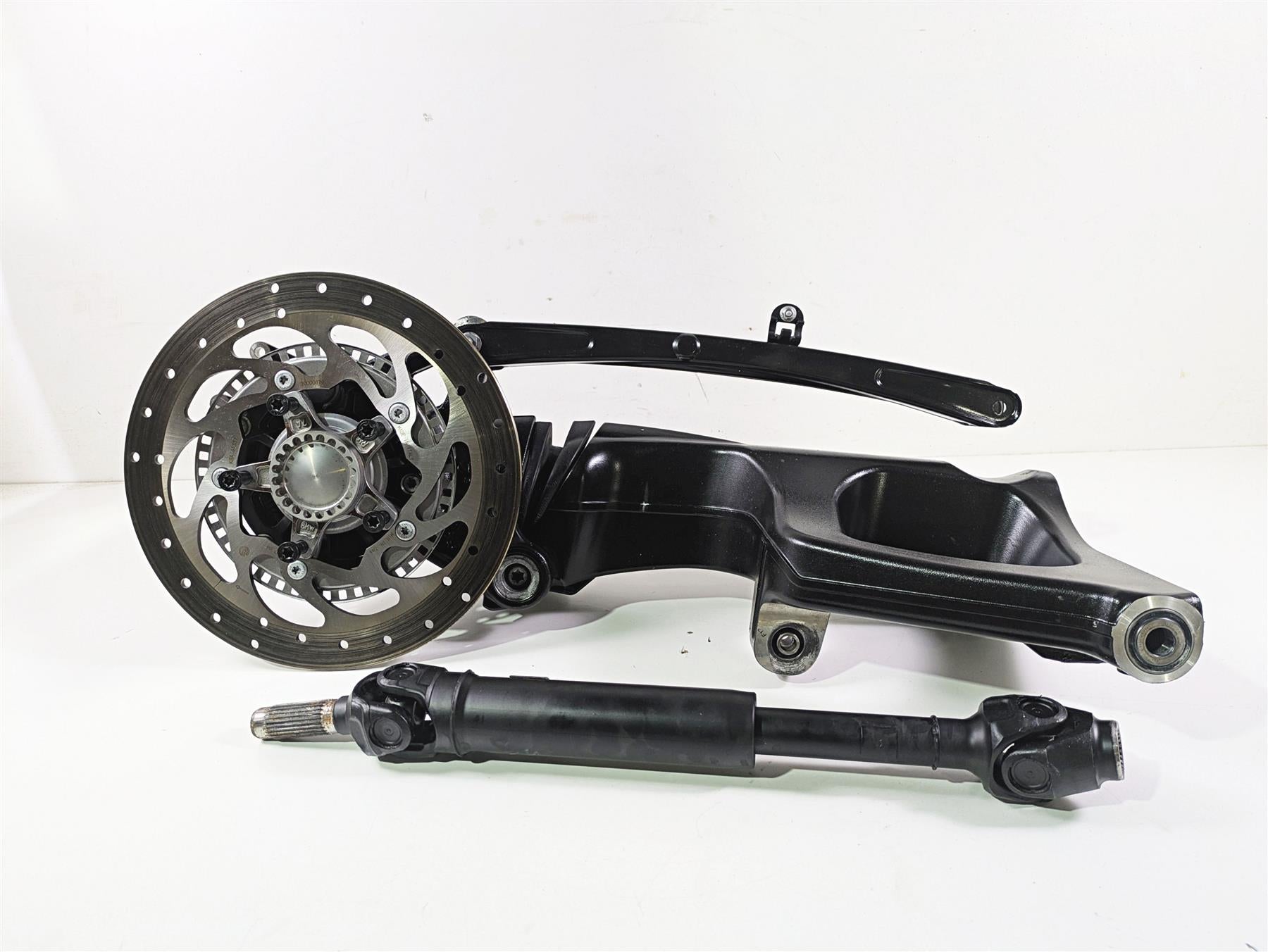 2014 BMW K1600 GTL K48 Swingarm Driveshaft Differential 33178528490 {{ shop.shopifyCountryName }} - Mototech271