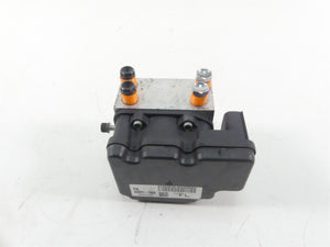 2011 Harley Touring FLTRU Road Glide Abs Brake Pump Unit Module 40601-08A | Mototech271