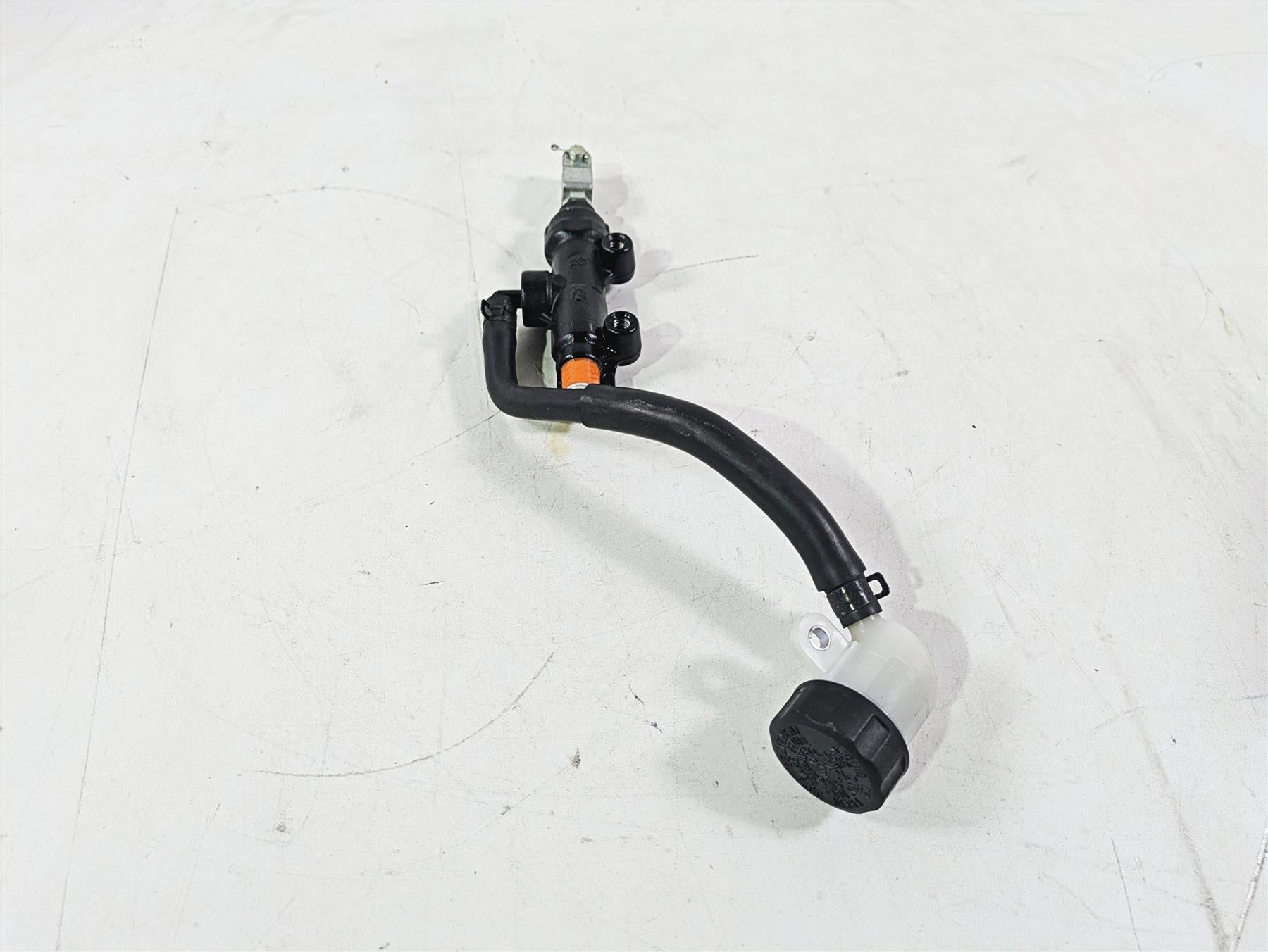 2020 Kawasaki ZX6R Ninja Rear Brake Master Cylinder 1/2" 43015-0575 {{ shop.shopifyCountryName }} - Mototech271