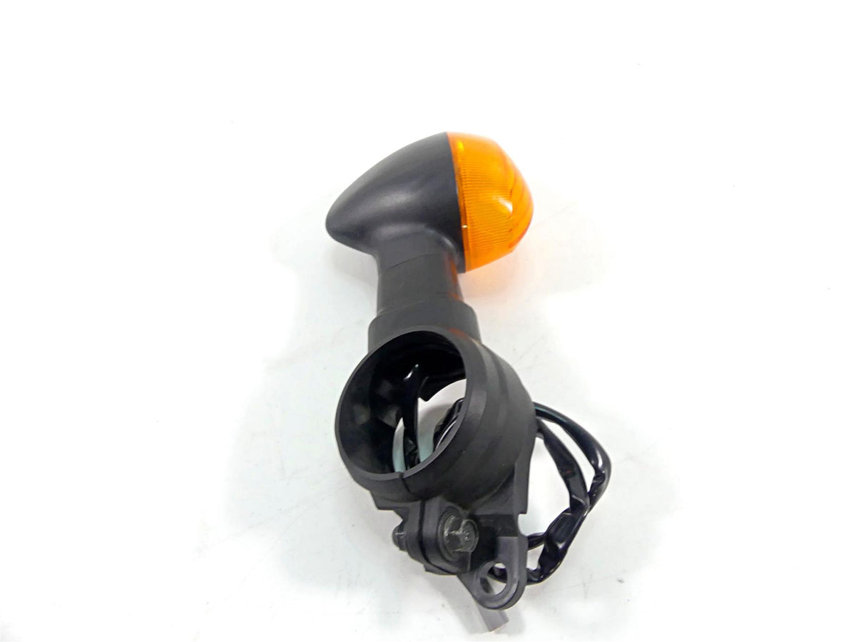 2012 Yamaha VMX17 VMAX 1700 Front Left Turn Signal Blinker 2S3-83310-10-00 {{ shop.shopifyCountryName }} - Mototech271