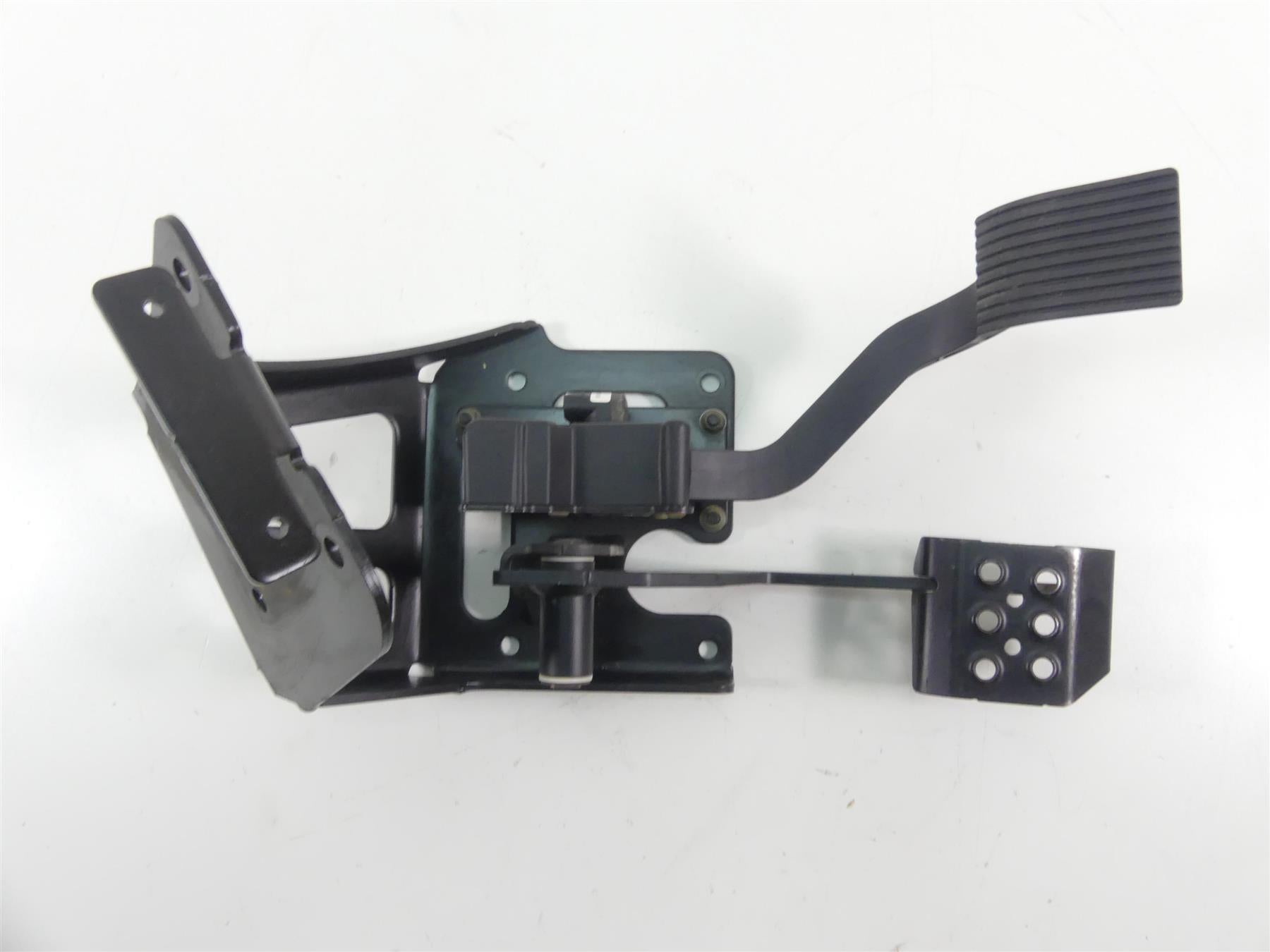 2018 Polaris General 1000 EPS Accelerator & Brake Pedal + Mount 1021772 1021765 {{ shop.shopifyCountryName }} - Mototech271