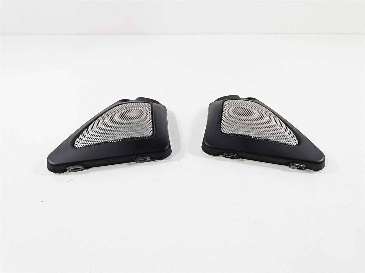 2011 Harley VRSCDX Night Rod Neck Cover Fairing Set 66297-07 66298-07 {{ shop.shopifyCountryName }} - Mototech271