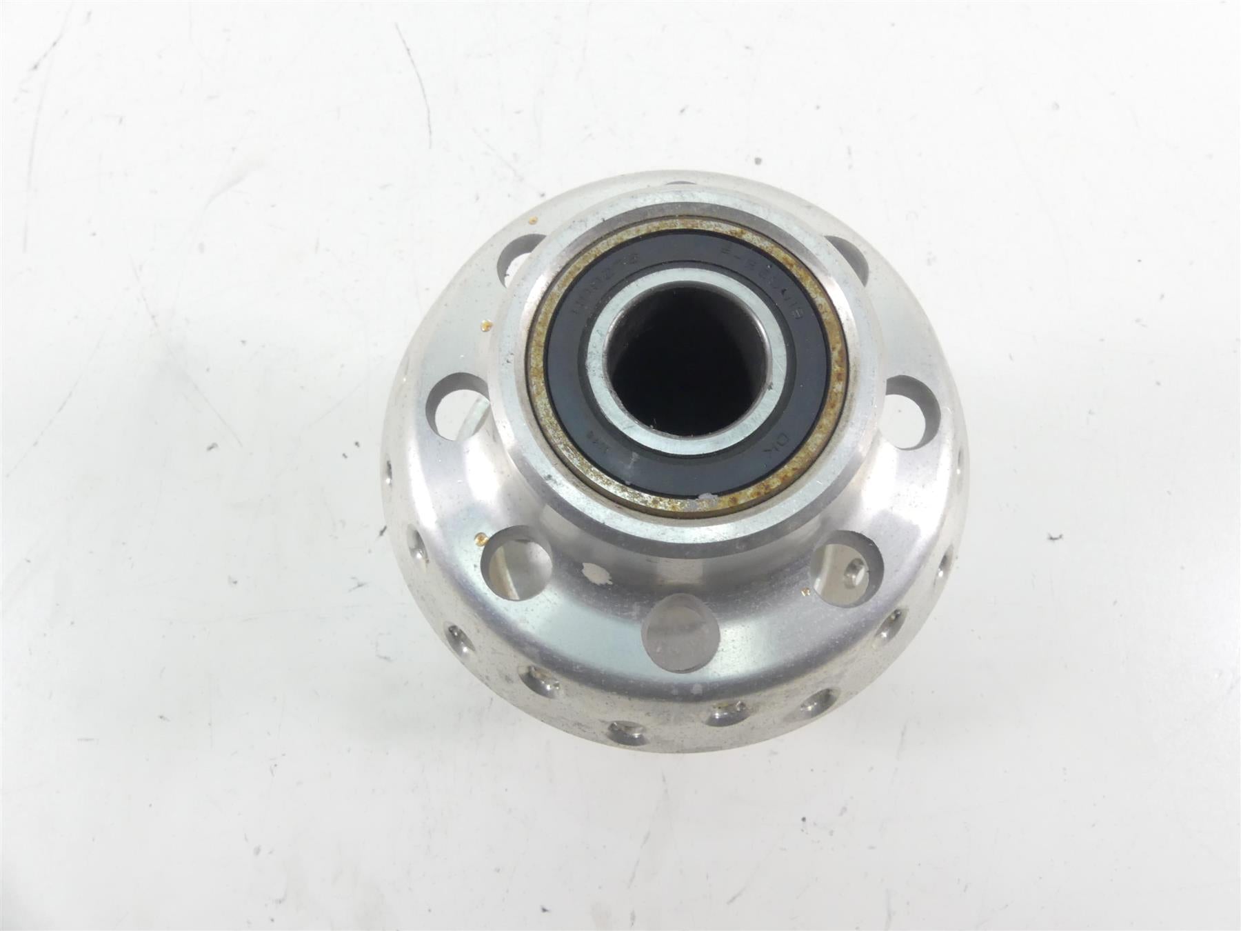 2010 Harley FXDWG Dyna Wide Glide Front Hub Wheel Rim 25mm 41325-10 {{ shop.shopifyCountryName }} - Mototech271
