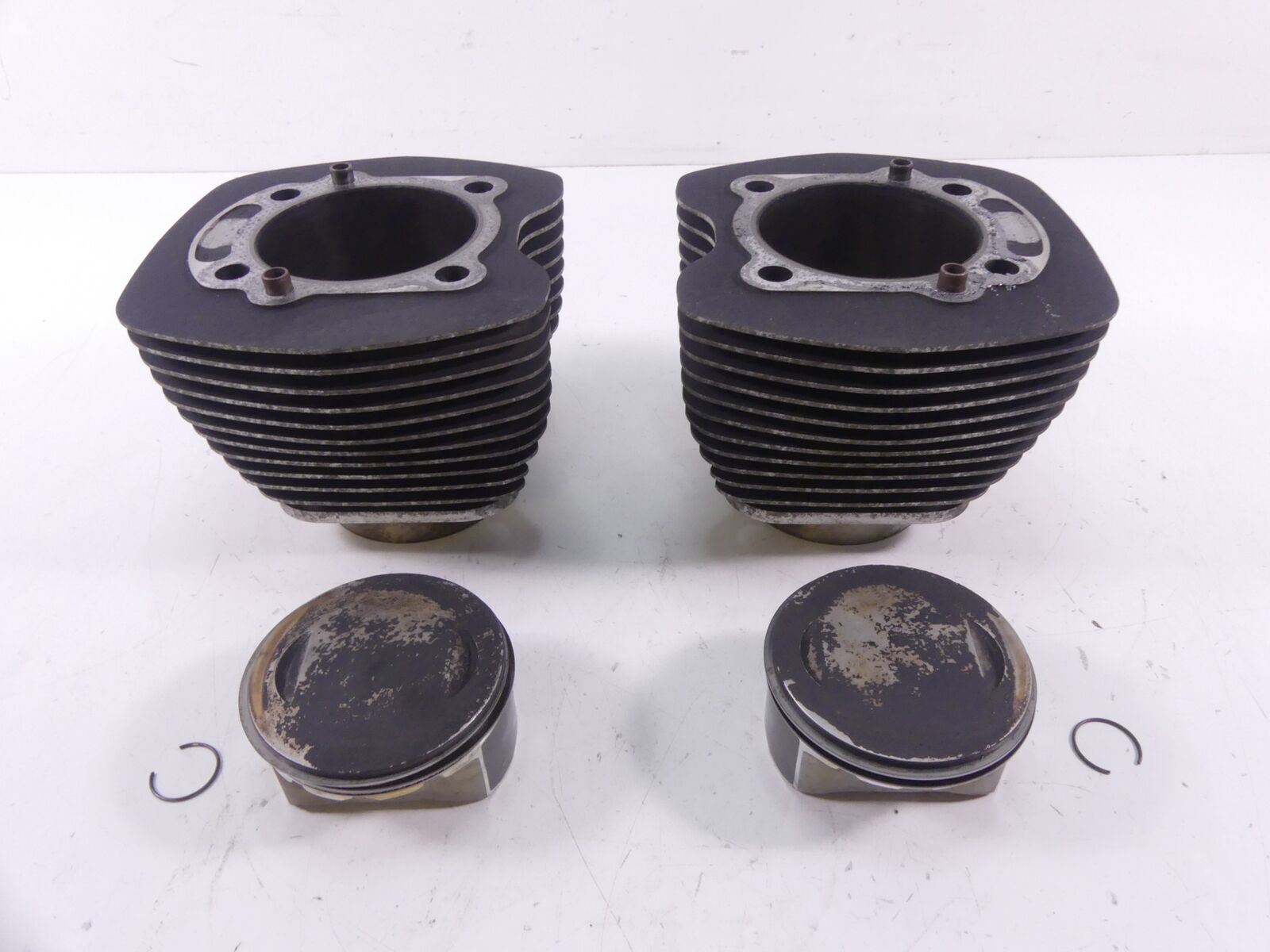 2011 Harley Touring FLHRC Road King Cylinder Jug Piston Set 16593-99 17460-07 {{ shop.shopifyCountryName }} - Mototech271