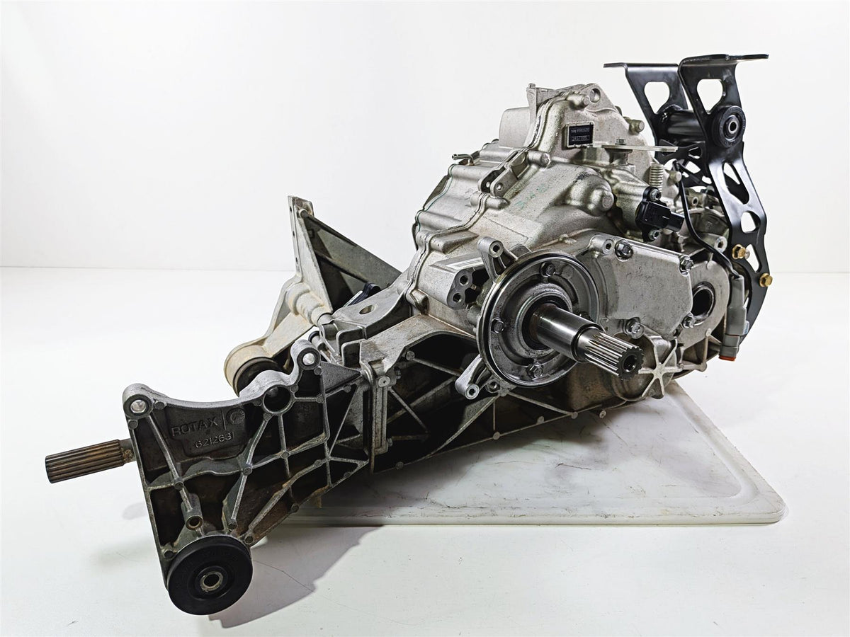2022 Can Am Maverick X3 XRC Turbo RR 72" Transmission Gear Box -Tested 420686788-Mototech271