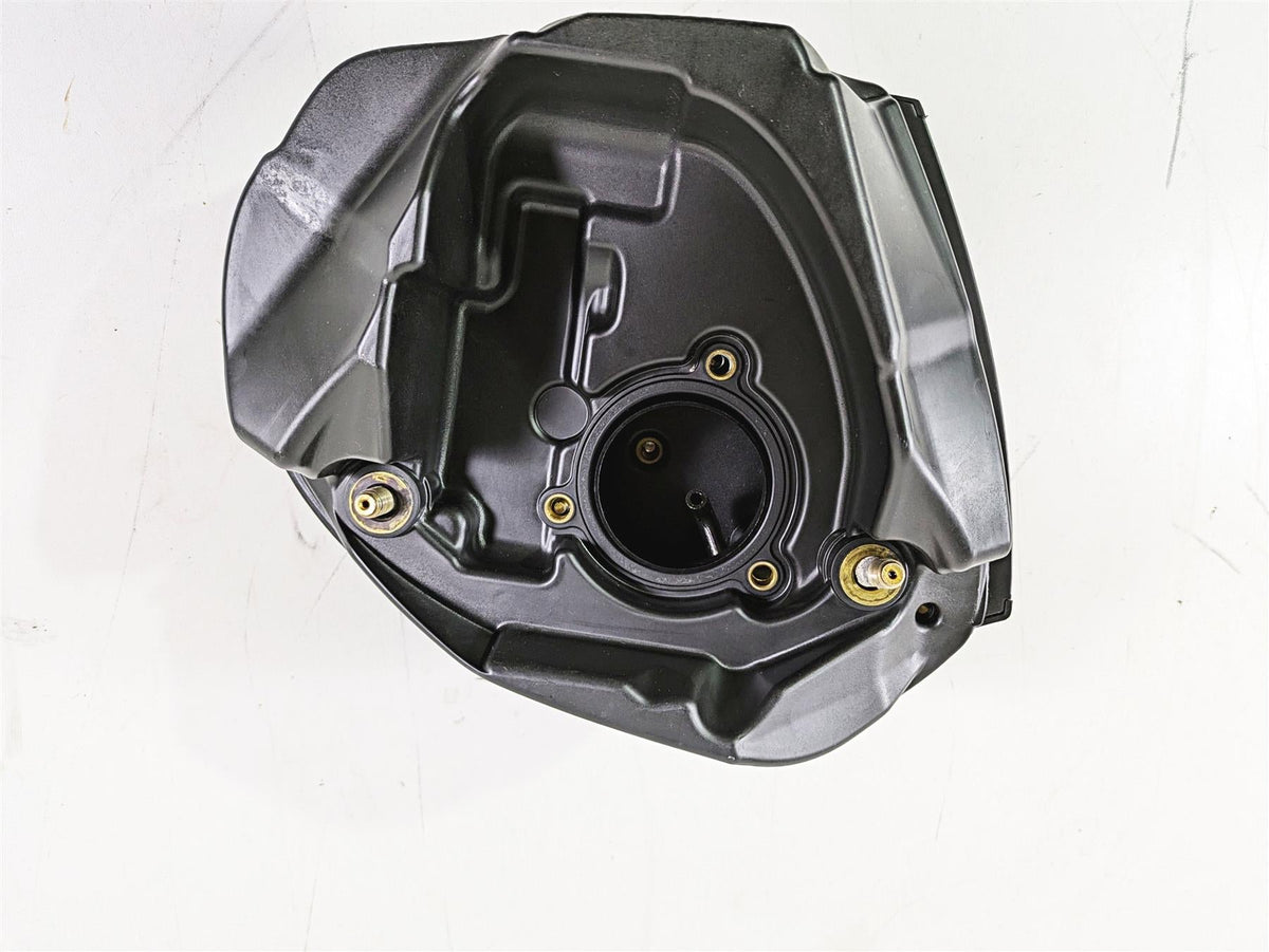 2017 Harley Touring FLHTKSE CVO E-Glide 114 Air Cleaner Breather Filter 29000216 {{ shop.shopifyCountryName }} - Mototech271