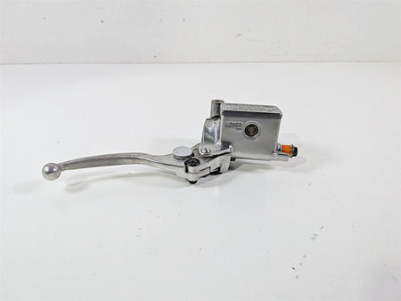 2006 Suzuki C90 VL1500T Boulevard Front Brake Master Cylinder 5/8 59600-10F40 {{ shop.shopifyCountryName }} - Mototech271