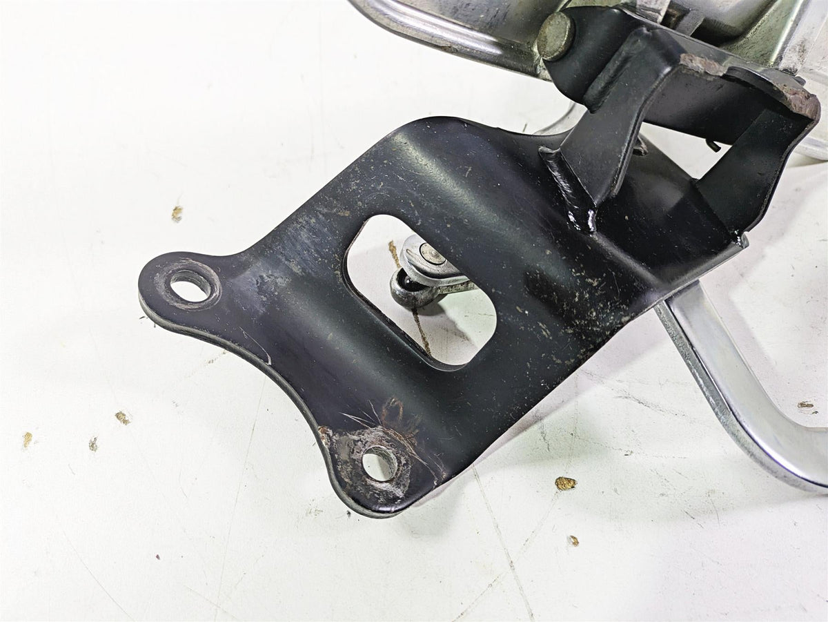 2005 Yamaha XVS650 V-Star Left Floor Board & Shifter - READ 5BN-27412-03-00 {{ shop.shopifyCountryName }} - Mototech271