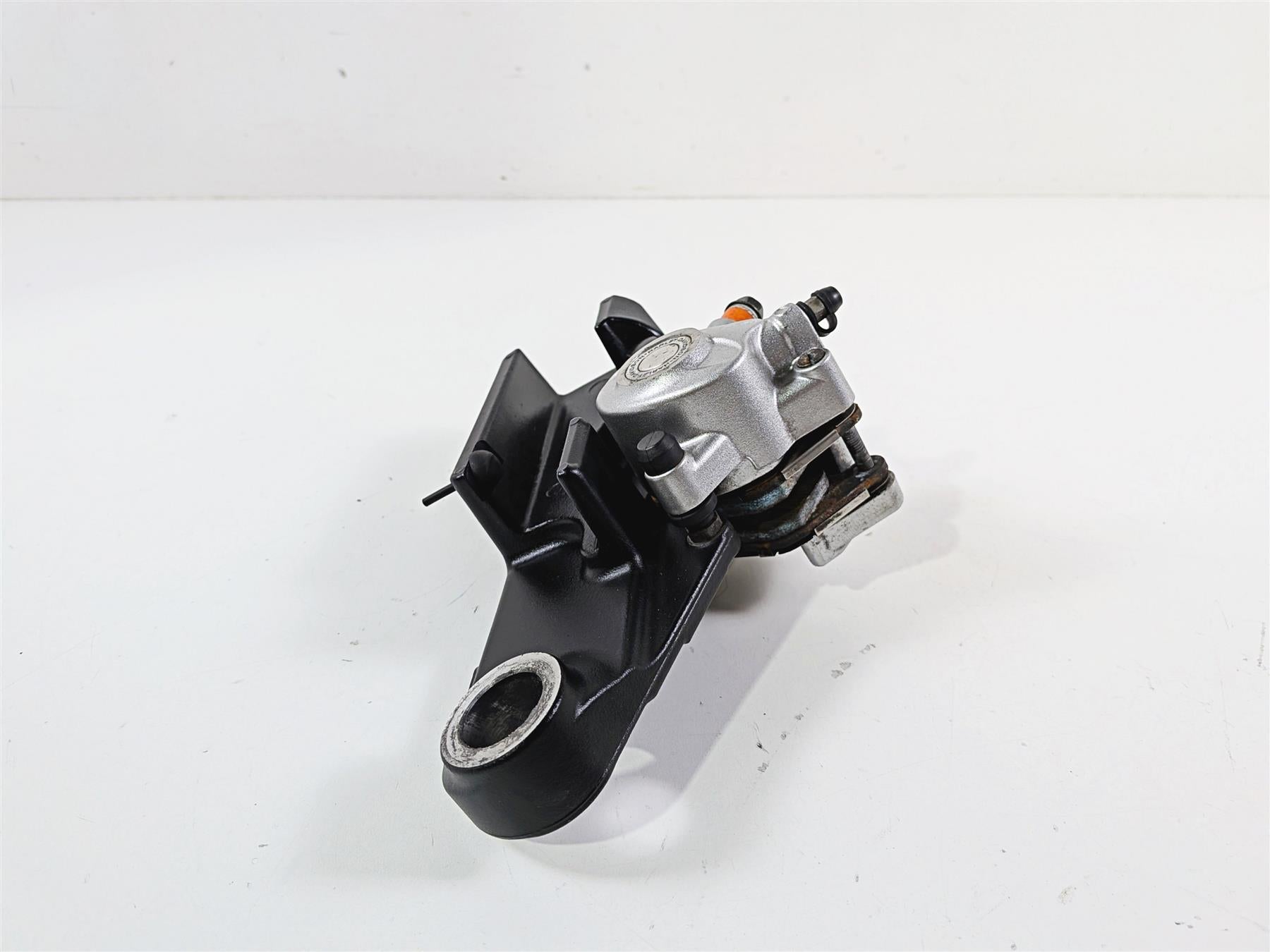 2006 Harley Sportster XL883 Low Rear Brake Caliper & Mount 40968-05A {{ shop.shopifyCountryName }} - Mototech271