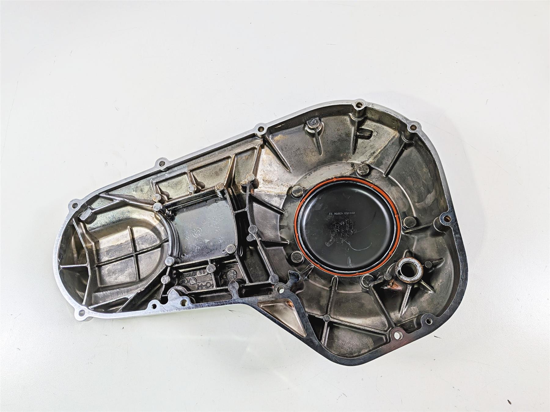 2001 Harley FLHRCI Road King Outer Primary Drive Clutch Cover 60685-99 {{ shop.shopifyCountryName }} - Mototech271
