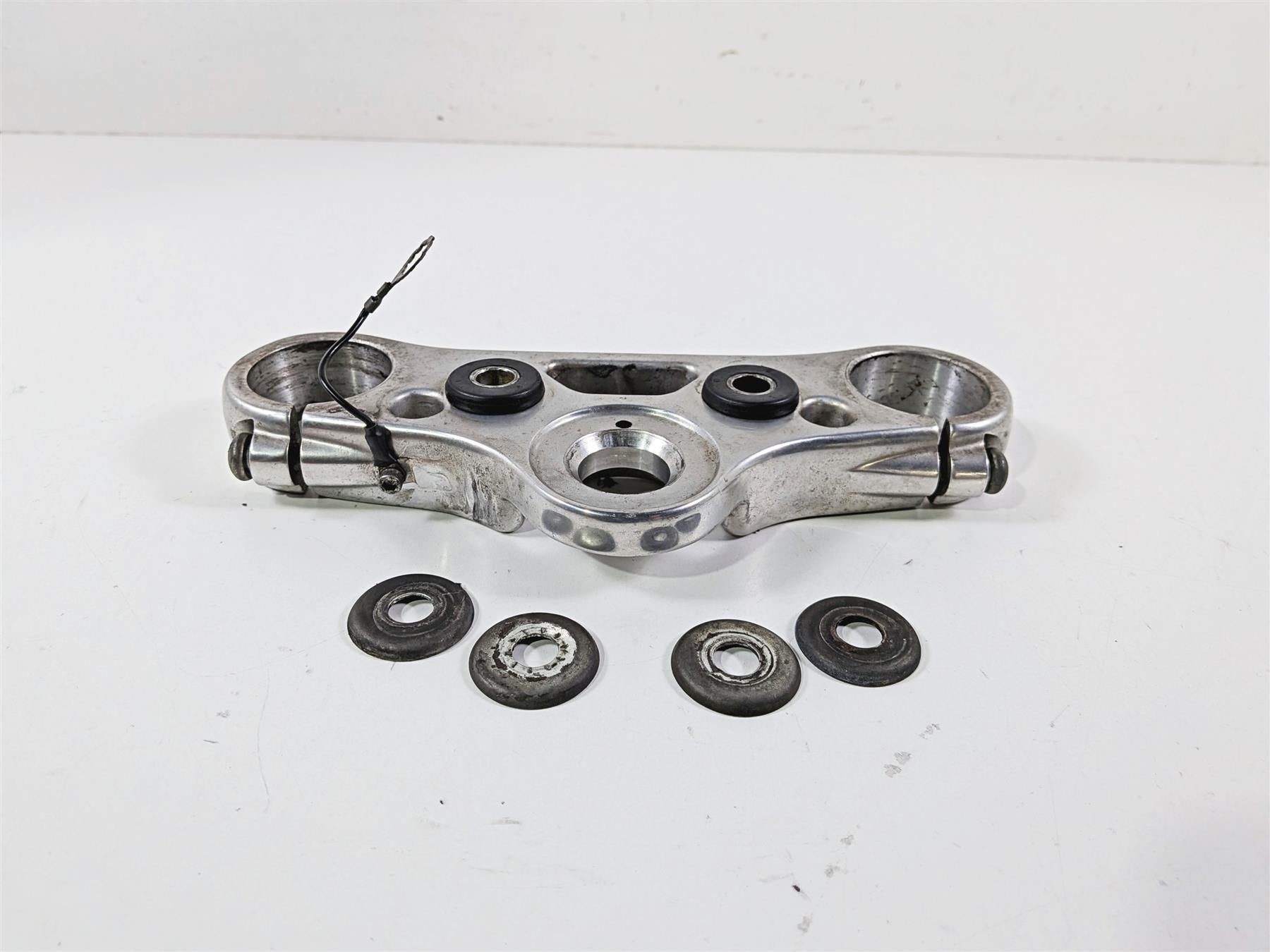 2007 Harley Dyna FXDB Street Bob Upper Triple Tree Steering Clamp 46311-07 {{ shop.shopifyCountryName }} - Mototech271