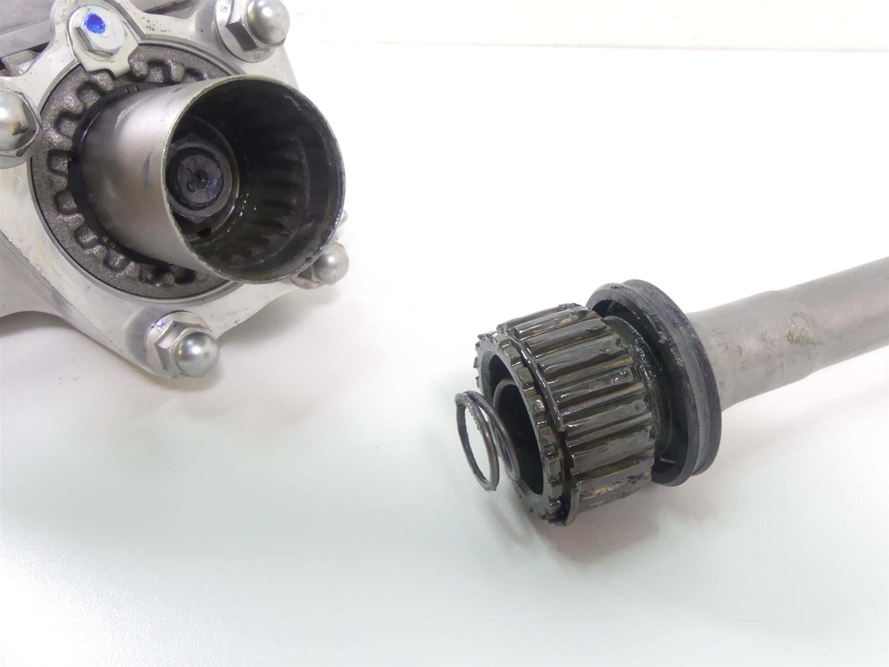 2007 Honda VTX1800 T1 Rear Differential Drive Shaft Gear Box Set 41300-MCH-010 {{ shop.shopifyCountryName }} - Mototech271