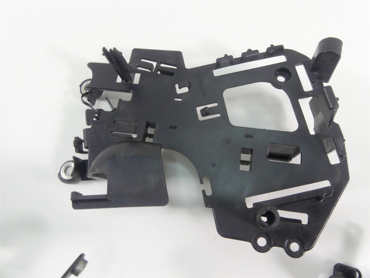 2019 Harley Softail FLSB Sport Glide Electrical Carrier Plastic Set 69201632 {{ shop.shopifyCountryName }} - Mototech271