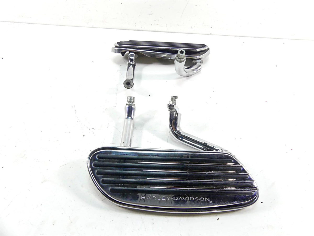 2006 Harley Touring FLHTCU SE E-Glide Front Floorboard Set -Read 47370-04 {{ shop.shopifyCountryName }} - Mototech271
