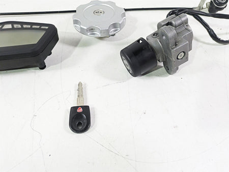 2015 Ducati Hypermotard 821 SP Speedometer Ignition Switch Key 17k Set 40610951F {{ shop.shopifyCountryName }} - Mototech271