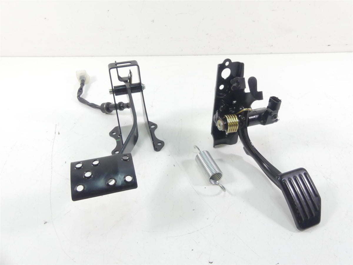 2021 Honda Talon SXS1000 S2X 1000R Accelerate Brake Foot Pedal Set 17810-HL7-A20 {{ shop.shopifyCountryName }} - Mototech271