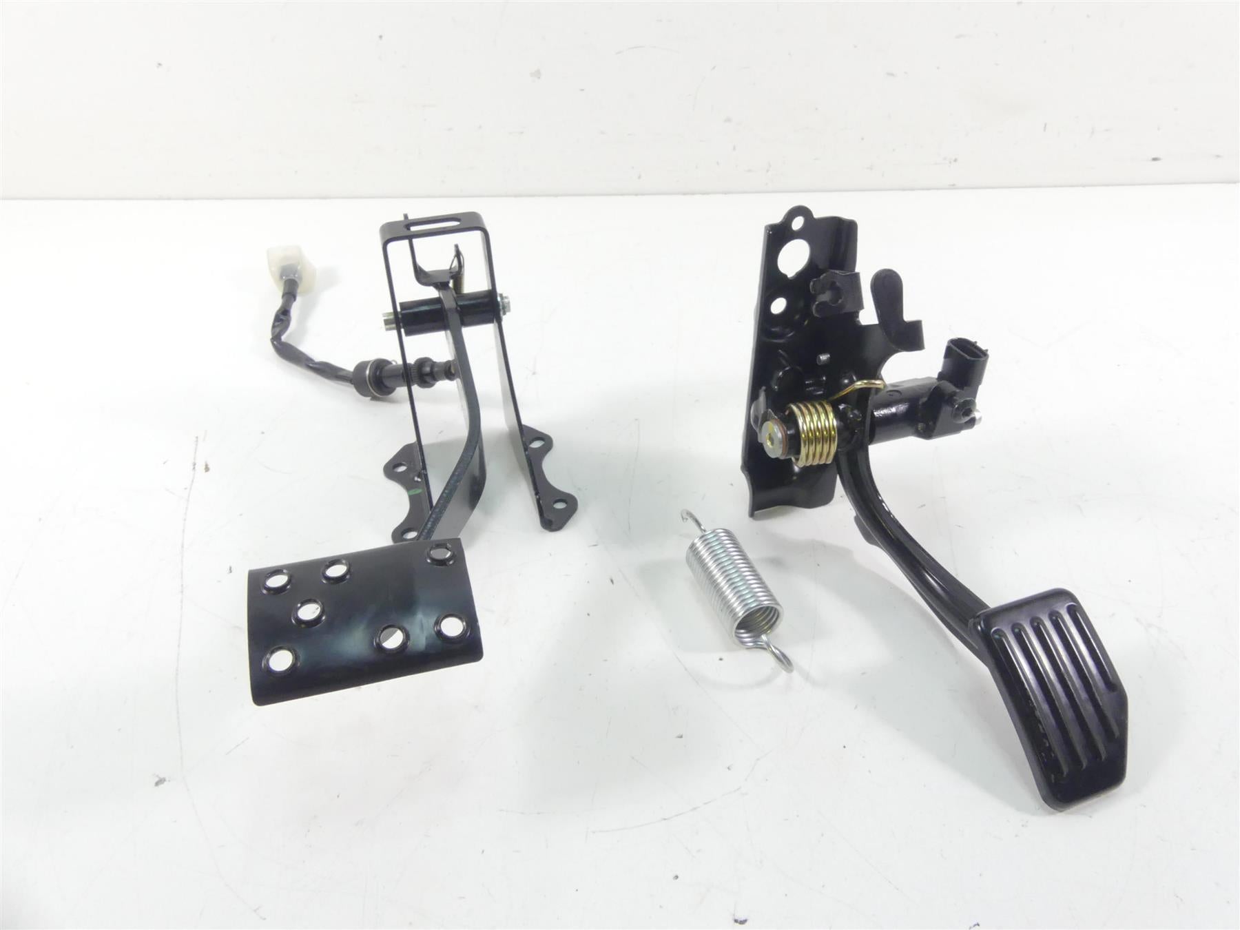 2021 Honda Talon SXS1000 S2X 1000R Accelerate Brake Foot Pedal Set 17810-HL7-A20 {{ shop.shopifyCountryName }} - Mototech271