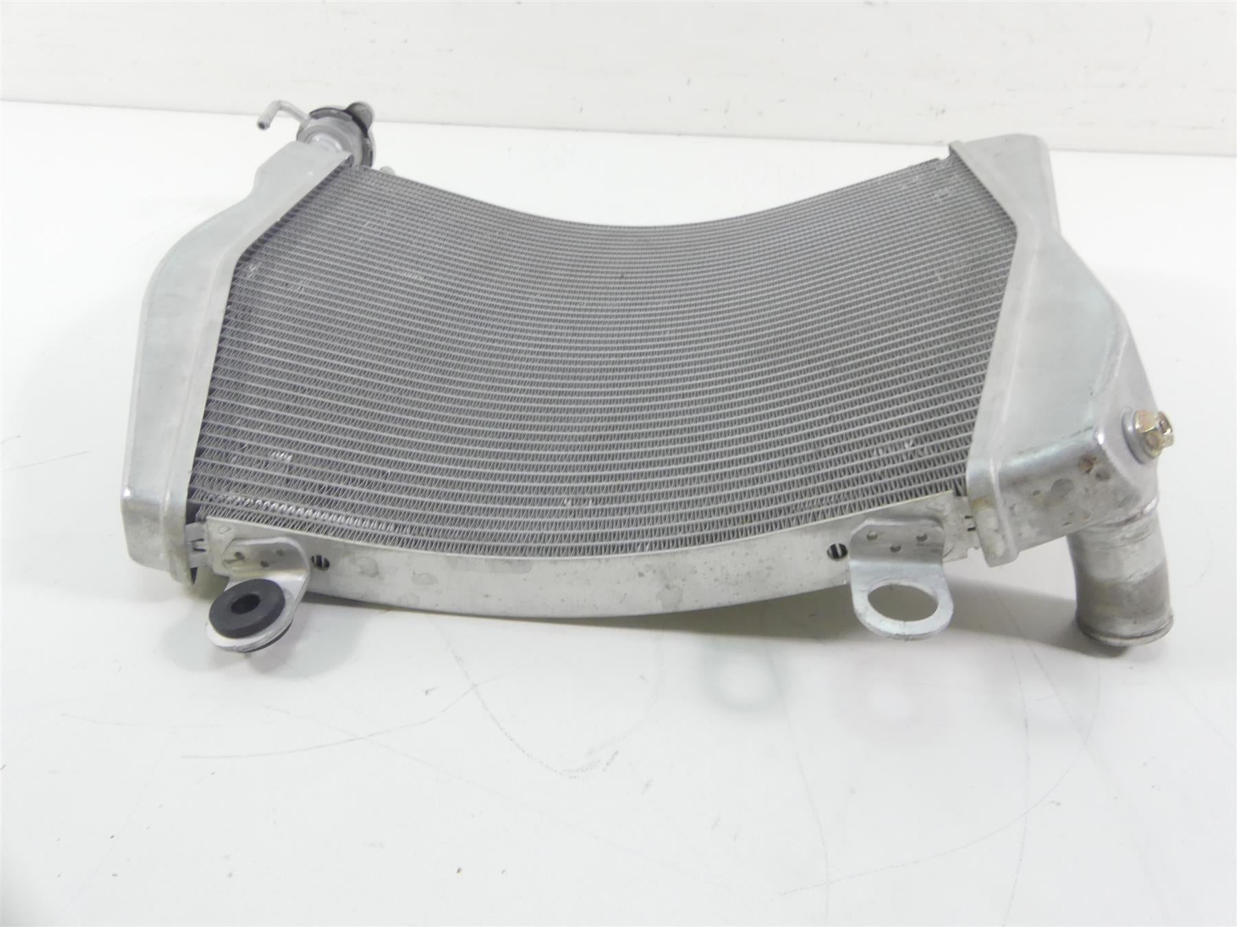 2018 Ducati Panigale 1100 V4 S Straight Coolant Radiator - No Leaks 54811355A {{ shop.shopifyCountryName }} - Mototech271