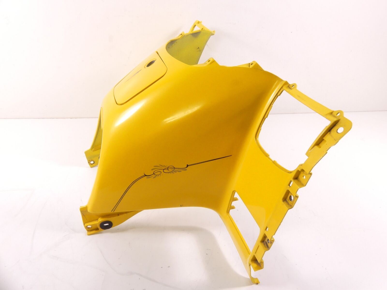 2002 Honda Goldwing GL1800 Main Middle Center Shelter Fairing 83152-MCA- 000ZD {{ shop.shopifyCountryName }} - Mototech271