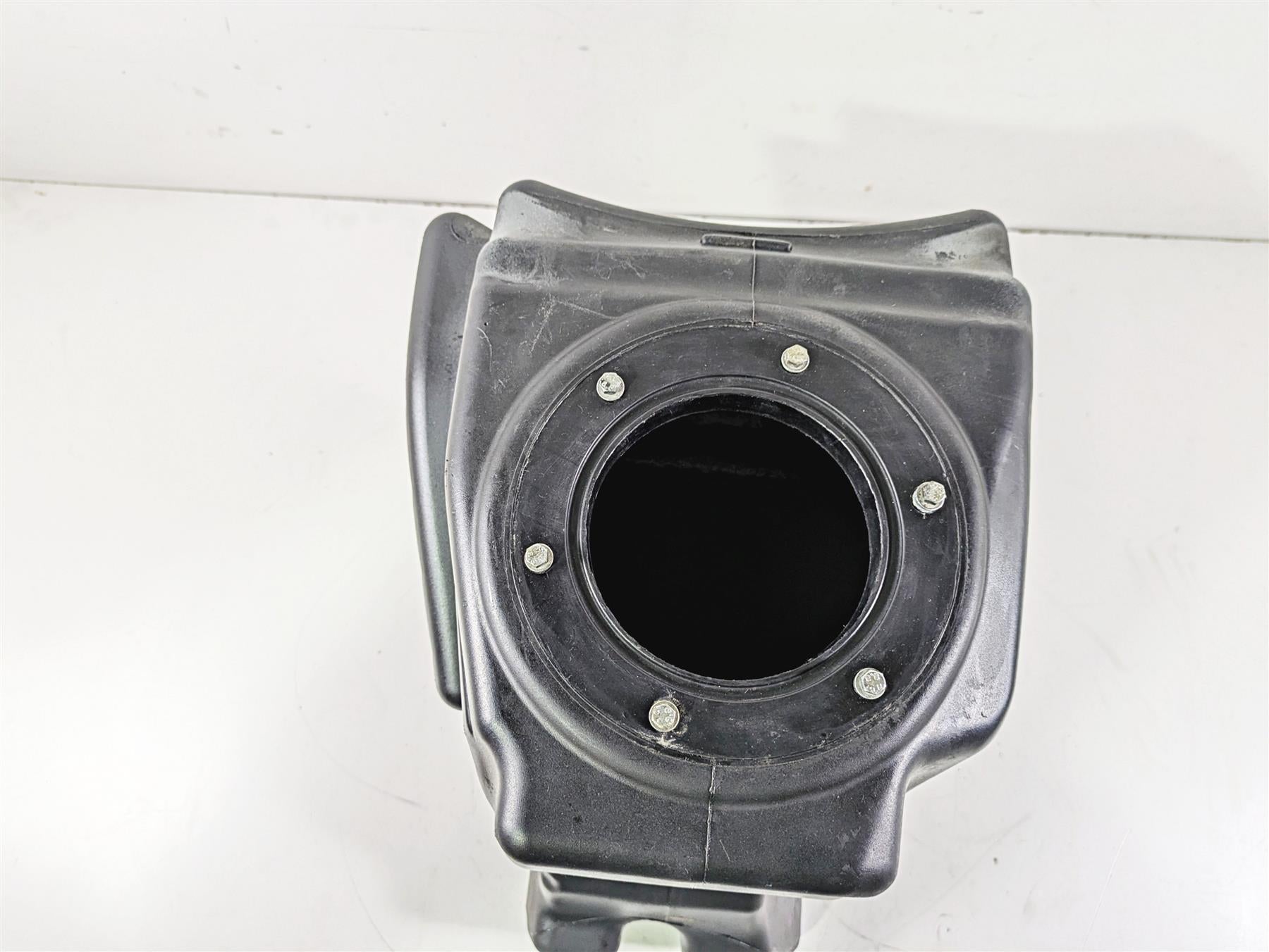 2016 Harley VRSCDX Night Rod Plastic Fuel Gas Petrol Tank 62921-07A {{ shop.shopifyCountryName }} - Mototech271