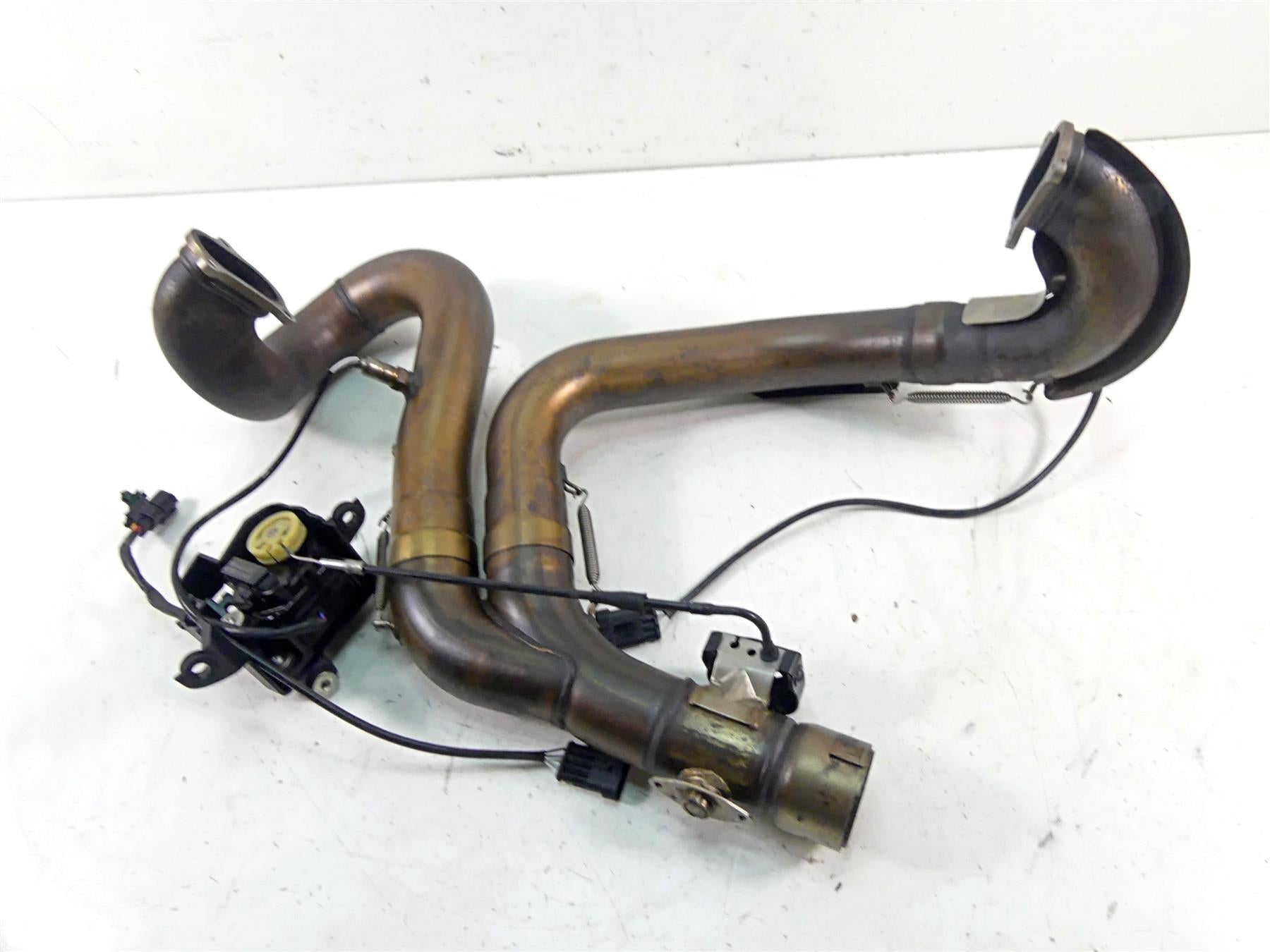 2013 Ducati Diavel Red Exhaust Header & Servo Set 57012881A