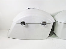 Load image into Gallery viewer, 2018 Indian Chieftain Limited Left Saddlebag Saddle Bag Set 5451493 5451494 | Mototech271
