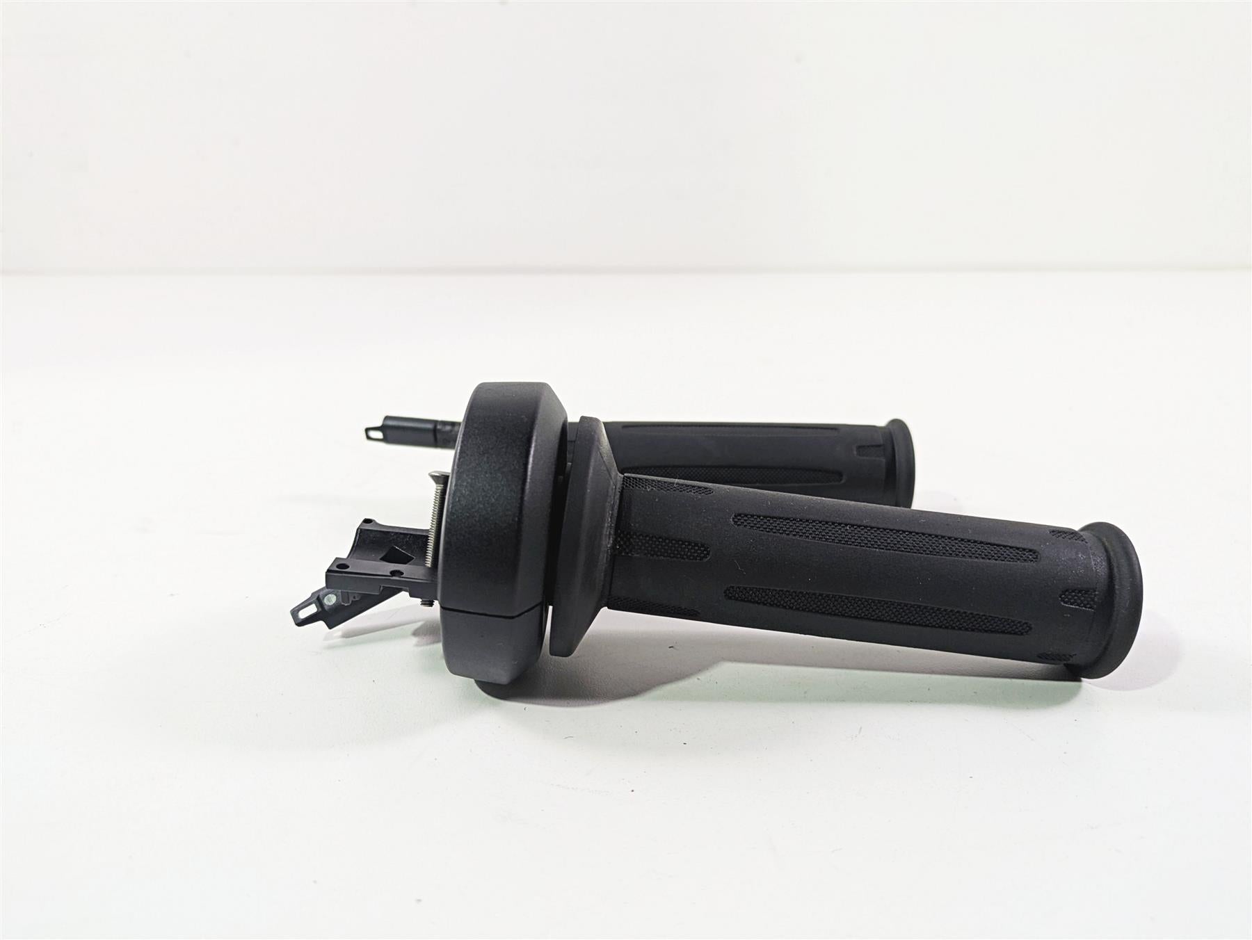 2016 BMW R1200RT K52 Heated Hand Grip Set Cruise Control 61318552117 61318552124 {{ shop.shopifyCountryName }} - Mototech271