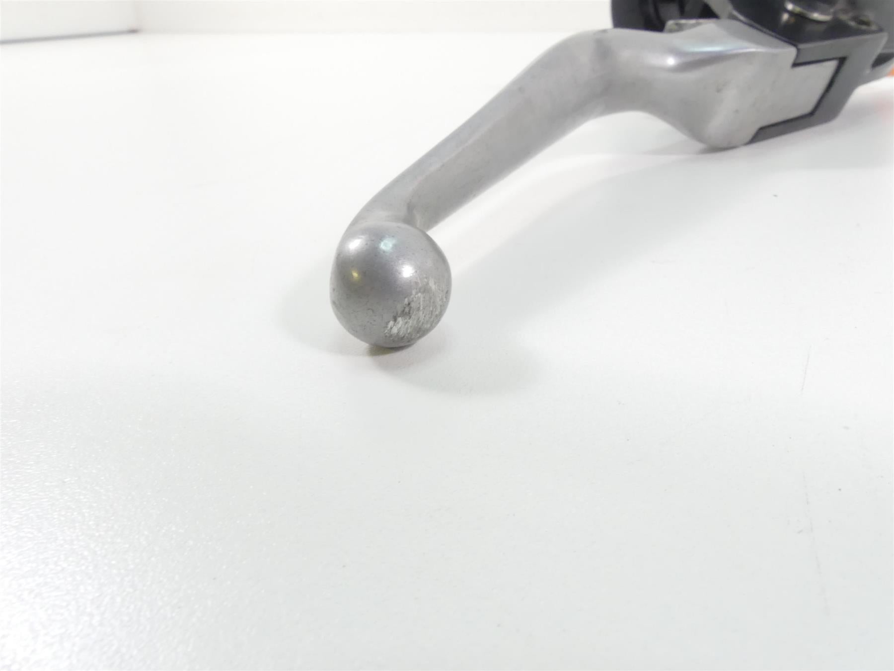 2016 Harley FXDL Dyna Low Rider Front Brake Master Cylinder 11/16" 45170-08F {{ shop.shopifyCountryName }} - Mototech271