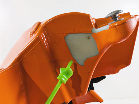 2015 KTM 1290 R Super Duke Fuel Gas Petrol Tank & Upper Cover 6130701304430A-Mototech271