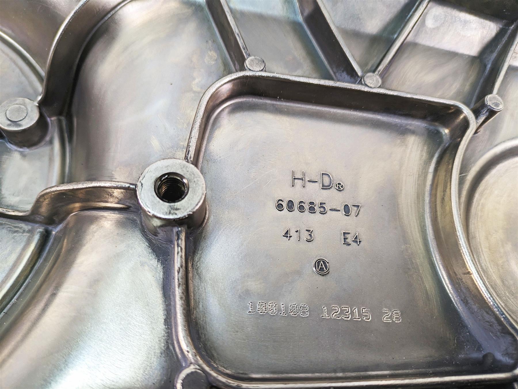 2009 Harley Touring FLHTCU Electra Glide Outer Primary Clutch Cover 60685-07 {{ shop.shopifyCountryName }} - Mototech271