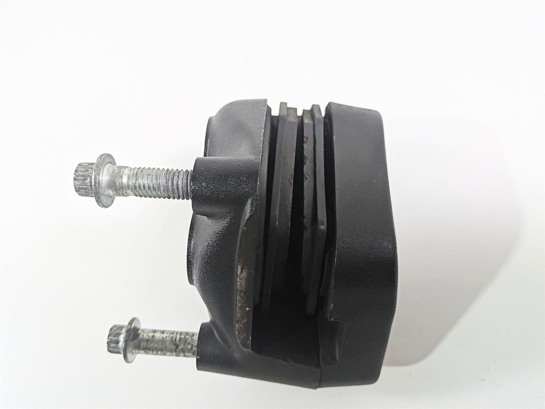 2001 Harley Touring FLHX Street Glide Front Brake Caliper Set 44023-00 44046-00 {{ shop.shopifyCountryName }} - Mototech271