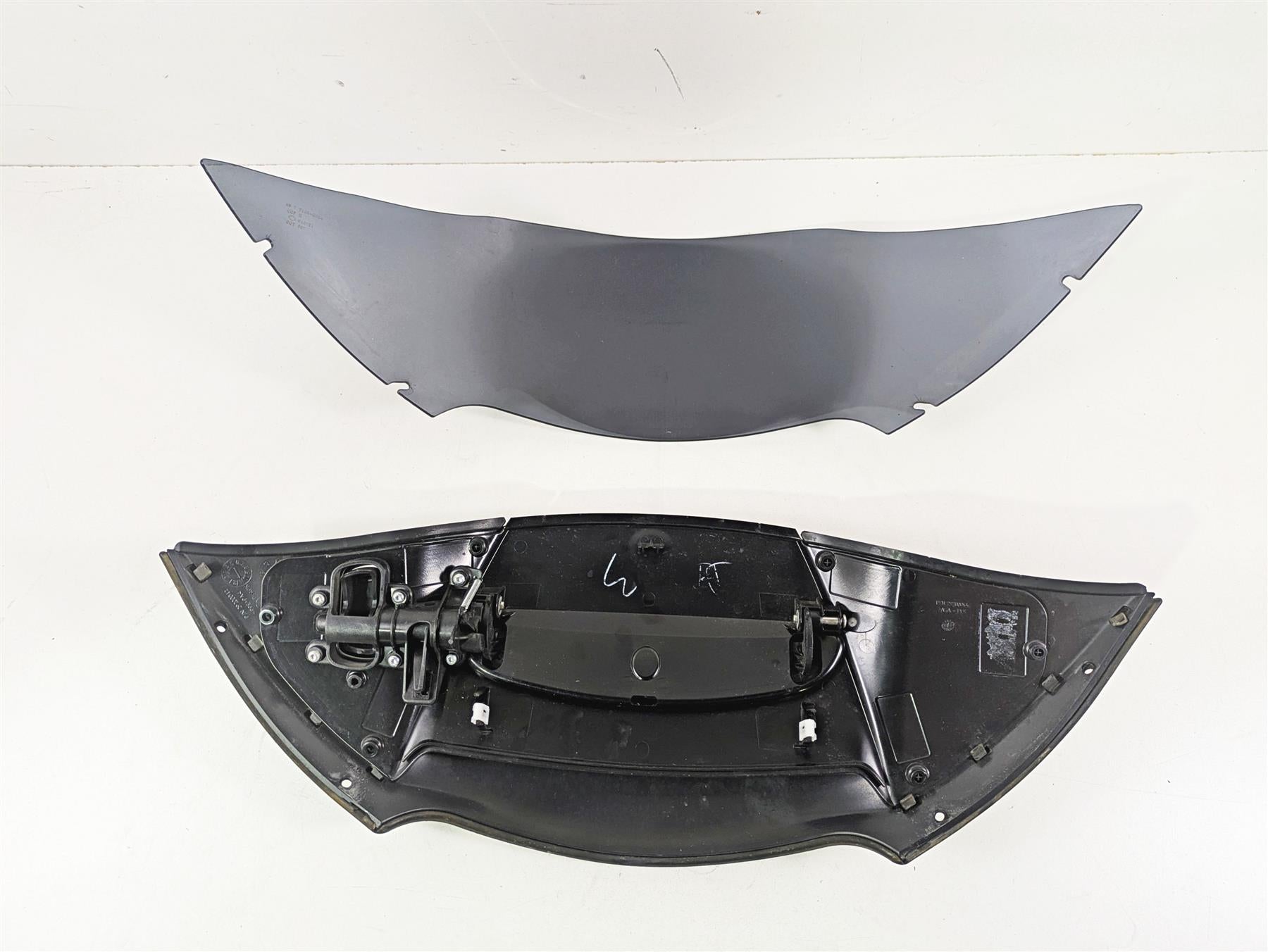 2021 Harley Touring FLTRX Road Glide Windshield Screen & Trim -Read 29200041BYM {{ shop.shopifyCountryName }} - Mototech271