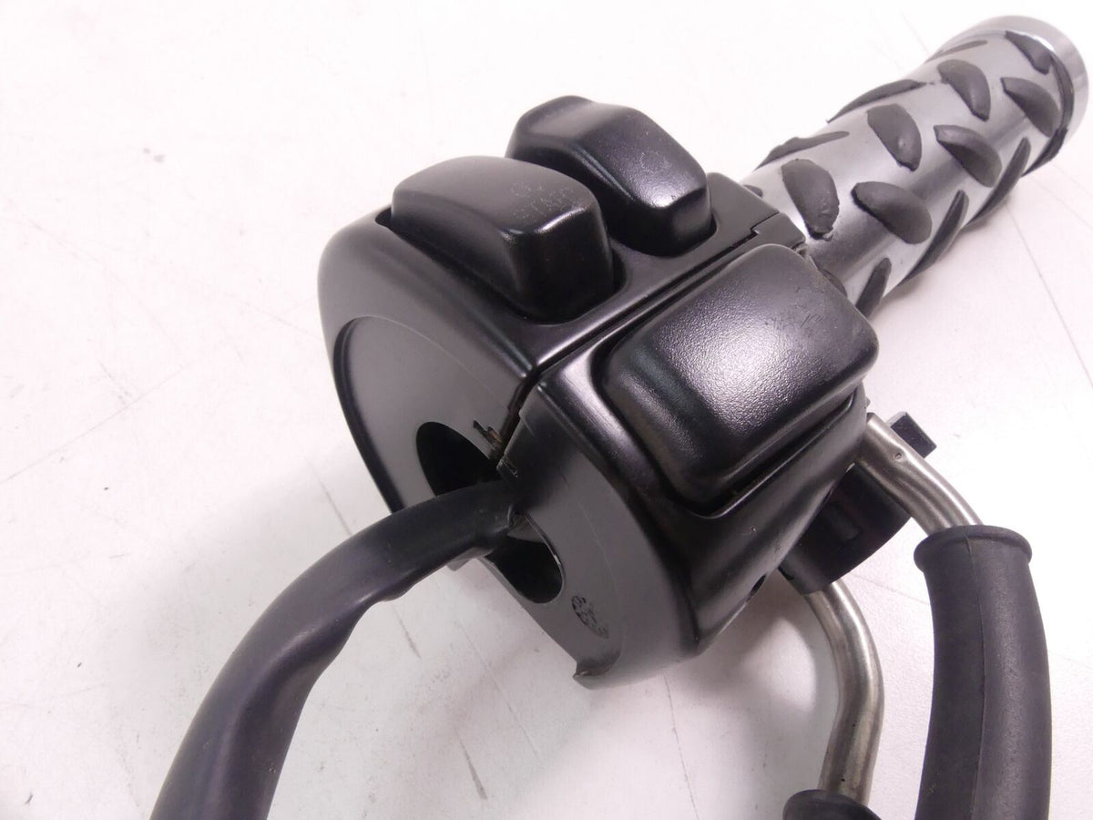 2006 Harley FLSTCI Softail Heritage Right Control Switch Start Kill 71684-06A {{ shop.shopifyCountryName }} - Mototech271