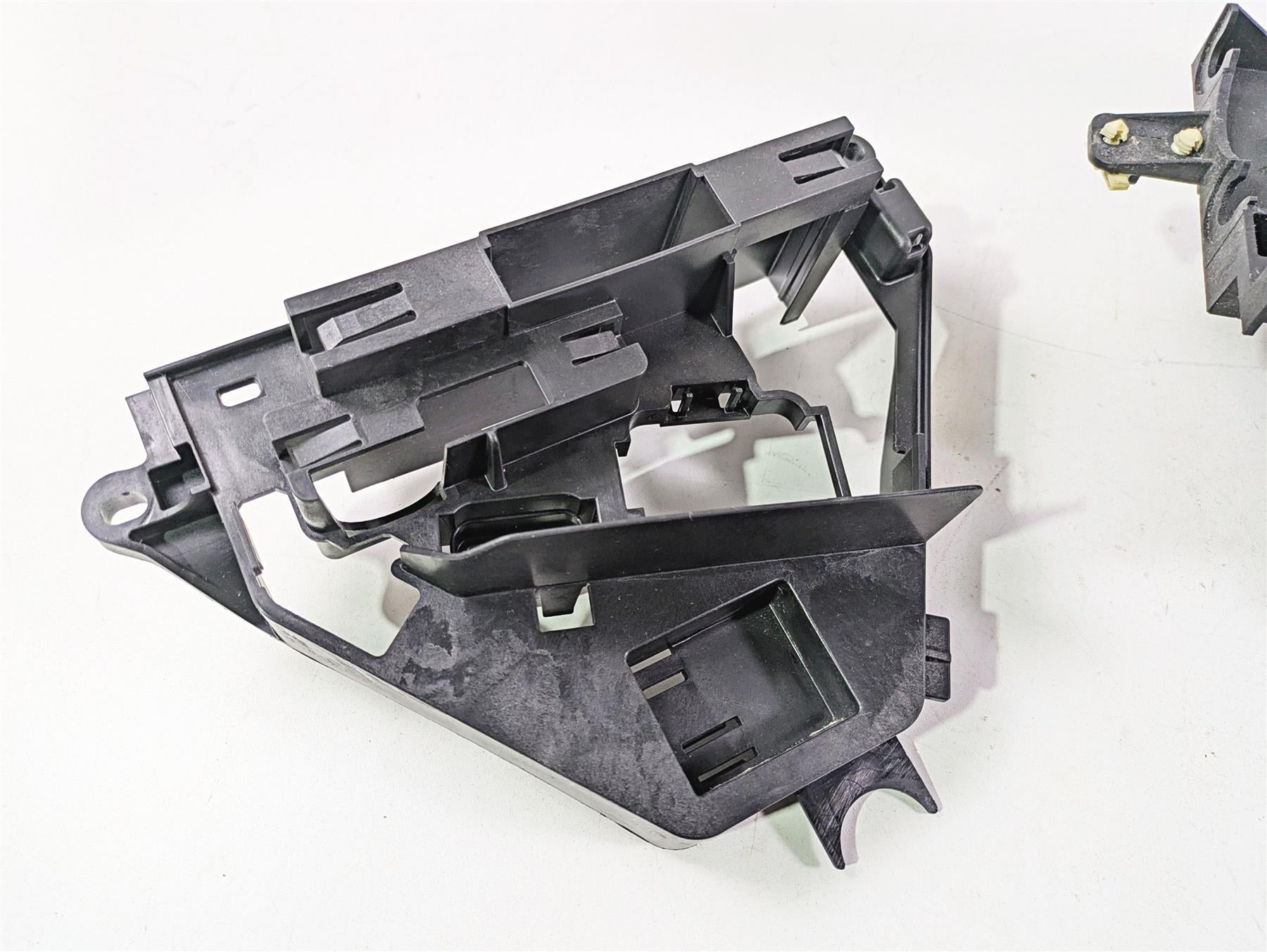 2015 Harley Touring FLHTKL Electra Glide Electrical Parts Holder Set 66000010A {{ shop.shopifyCountryName }} - Mototech271