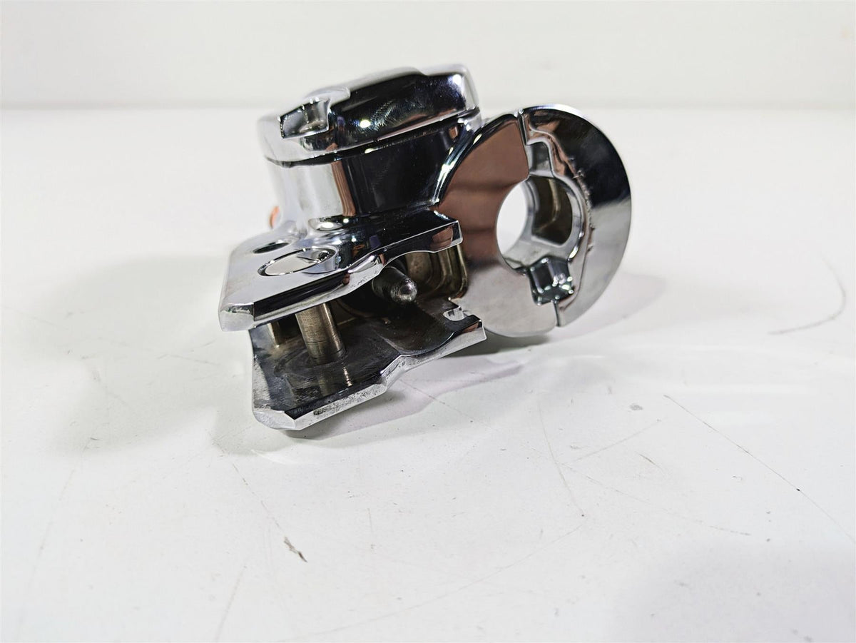 2017 Harley Touring FLHTKSE CVO E-Glide Chrome Clutch Perch 36700170 {{ shop.shopifyCountryName }} - Mototech271