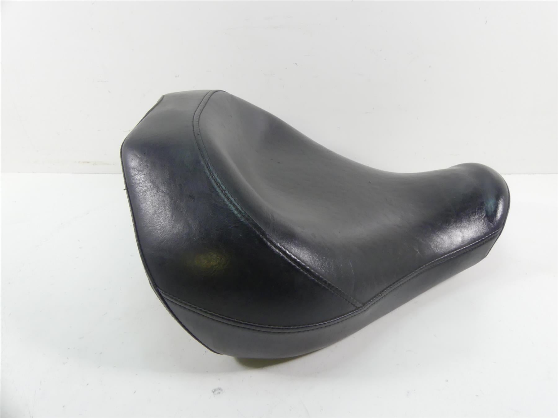 2007 Yamaha XVS1300 V-Star Front Rider Driver Saddle Seat 3D8-24710-00-00