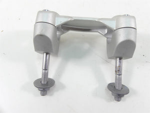 2020 Triumph Speed Triple RS 1050 Handlebar Holder Riser Set T2042064 T2041599