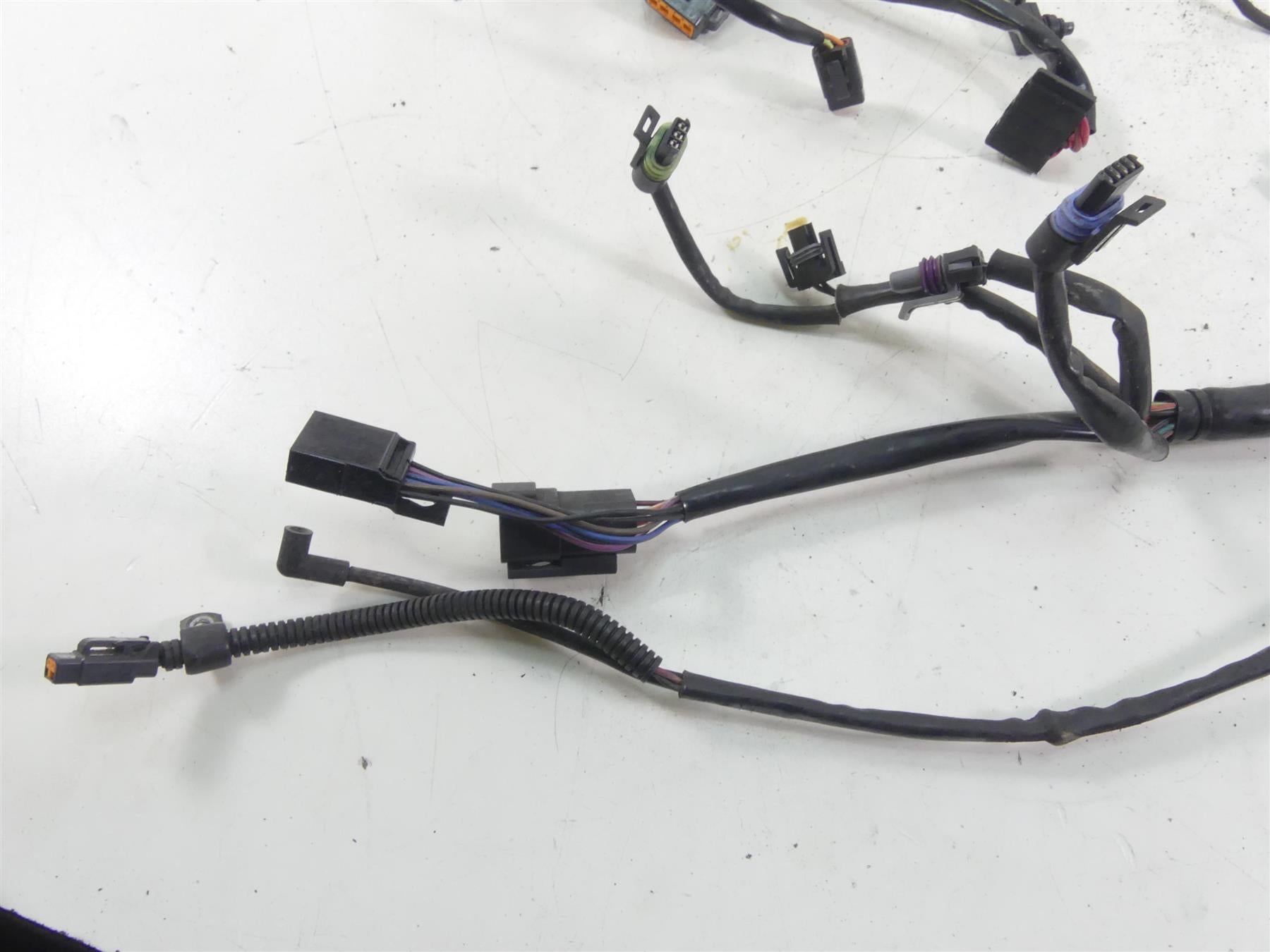 2002 Harley Softail FXSTDI Deuce Main Wiring Harness Loom - No Cut 70431-01 {{ shop.shopifyCountryName }} - Mototech271