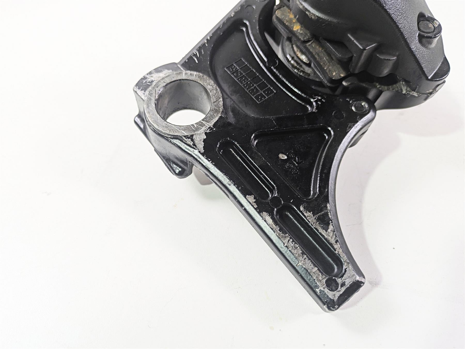 2006 Suzuki GSXR1000 K6 Nissin Rear Brake Caliper & Bracket 69100-29G20-999 {{ shop.shopifyCountryName }} - Mototech271