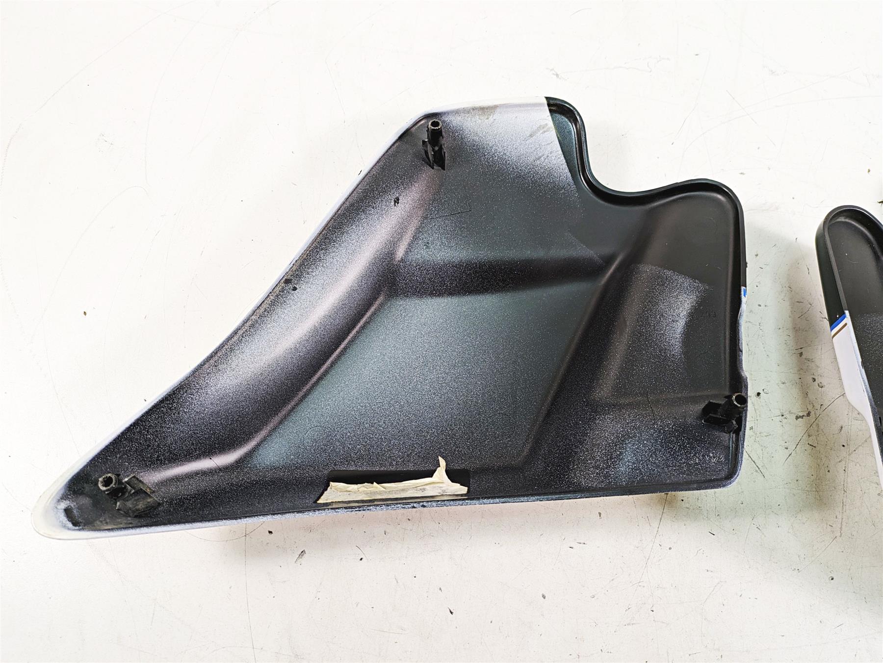2008 Harley FLHTCU Electra Glide Side Cover Fairing Set 66250-97 66048-97 {{ shop.shopifyCountryName }} - Mototech271