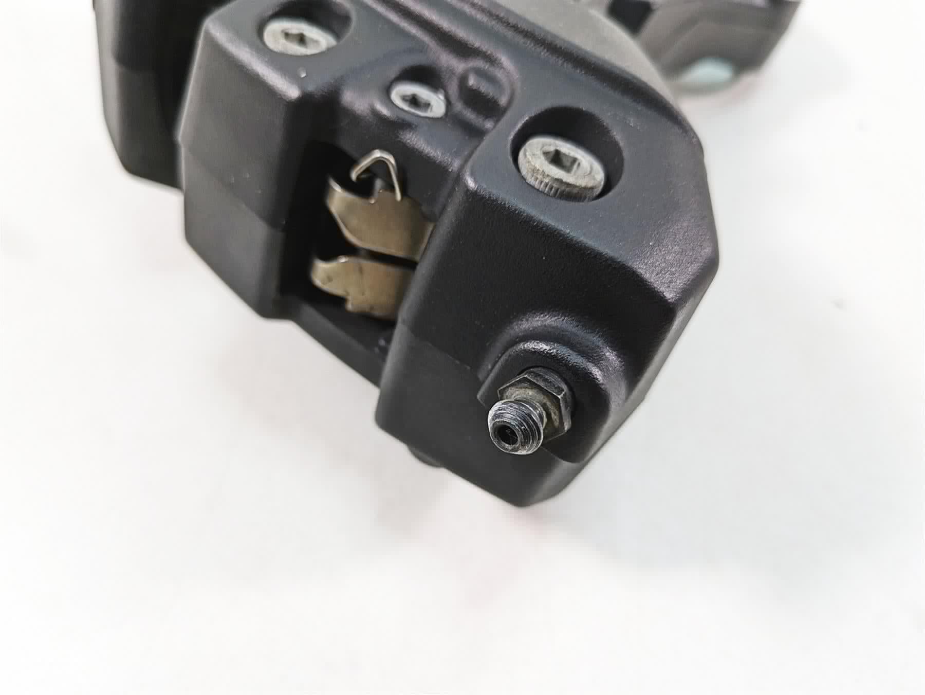 2018 Harley Touring FLHXSE CVO Street Glide Rear Brake Caliper 44080-08C {{ shop.shopifyCountryName }} - Mototech271