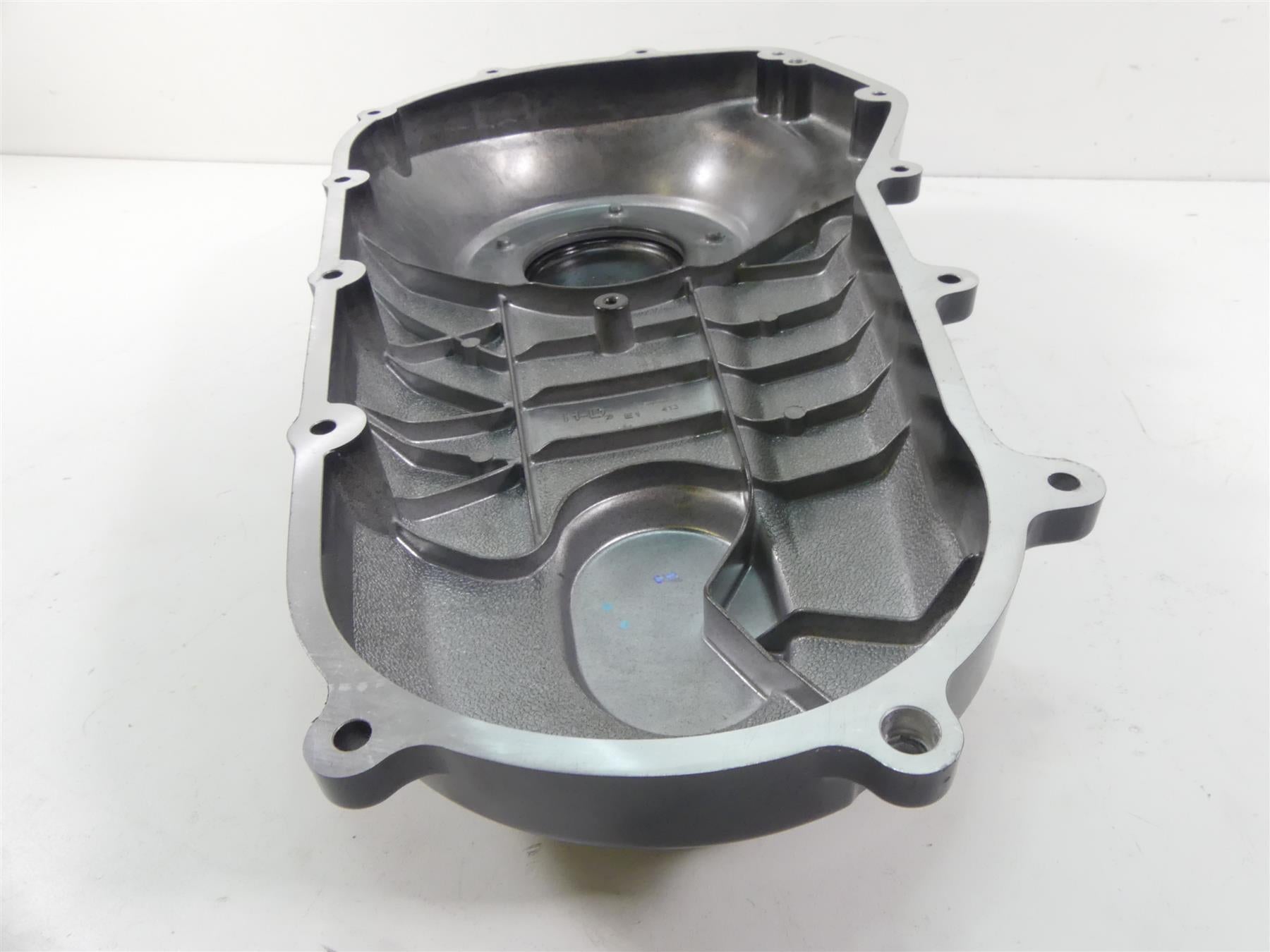 2019 Harley FLHC Softail Heritage Outer Primary Drive Clutch Cover M8 25701074 {{ shop.shopifyCountryName }} - Mototech271