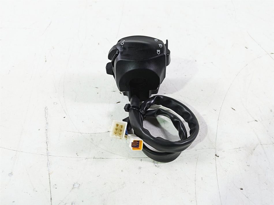 2022 MV Agusta F3 800 Rosso Left Hand Control Switch Light Blinker 8A00B9497 {{ shop.shopifyCountryName }} - Mototech271