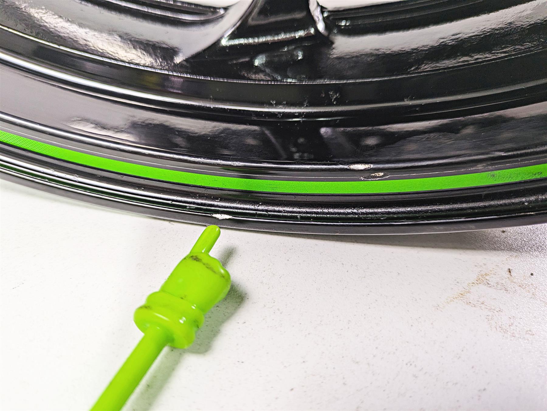 2023 Kawasaki EX400 Ninja Straight 17x4 Rear Wheel Rim 41073-0753-QT {{ shop.shopifyCountryName }} - Mototech271