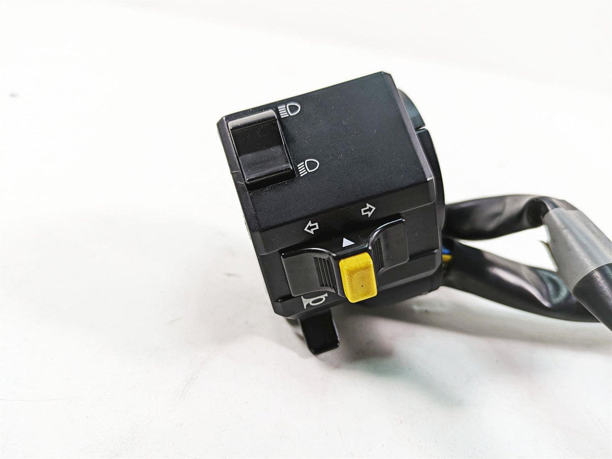 2008 Buell 1125 R Left Hand Turn Signal Blinker Horn Control Switch N0159.TB {{ shop.shopifyCountryName }} - Mototech271