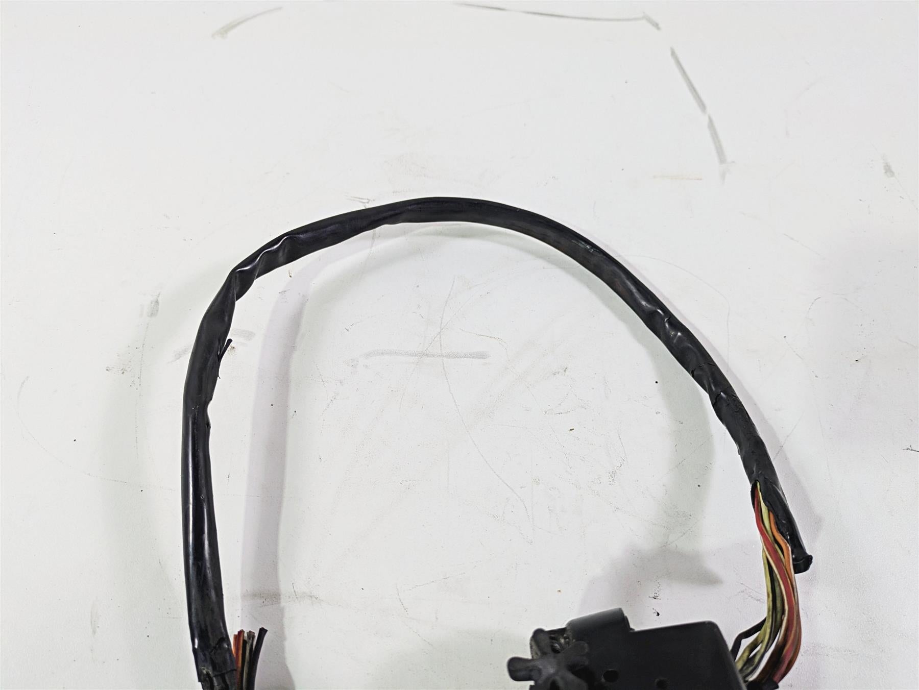 2005 Harley Touring FLHRI Road King Right Hand Control Switch 71589-96B {{ shop.shopifyCountryName }} - Mototech271