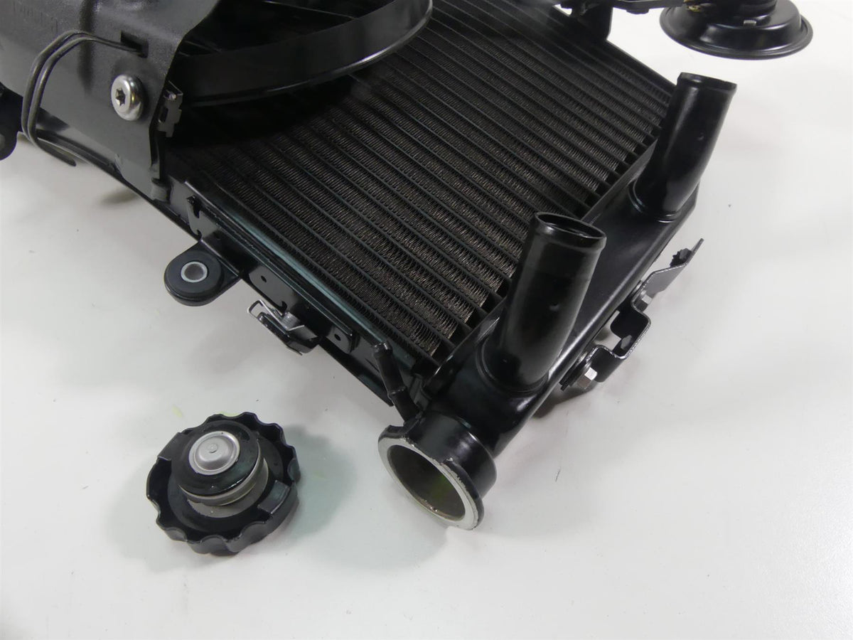 2015 Triumph 1050 Speed Triple R Radiator Fan Reservoir Hoses Set T2100481 {{ shop.shopifyCountryName }} - Mototech271